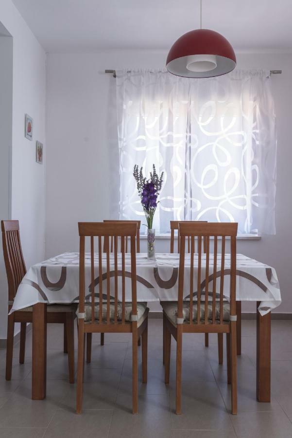Apartment Karin Medulin Buitenkant foto